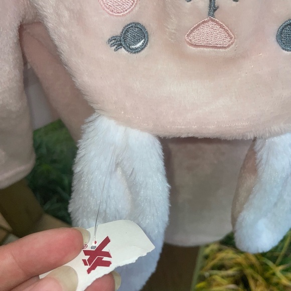 Bunny robe includes 3 washcloths brand new super cute and soft 0-9 months - Picture 6 of 7